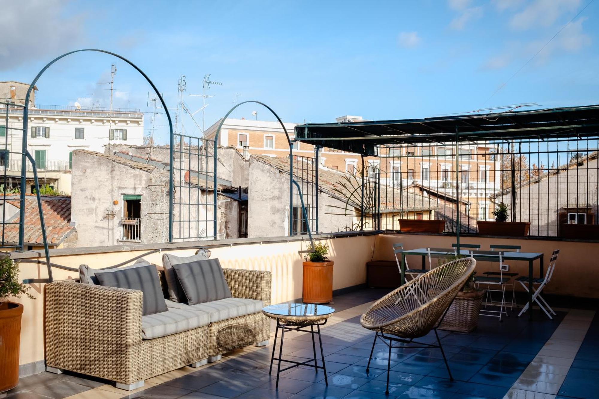 Amazing Penthouse With Terrace And Rooftop In Trastevere Rome Luaran gambar